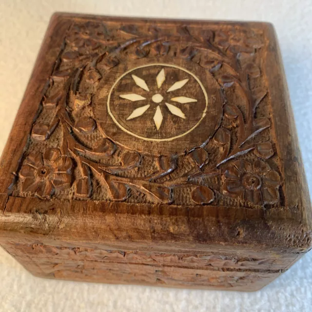 Vintage Square Ornate Carved Teak Wood Box hinged Jewelry Trinkets 4x4x2.5”