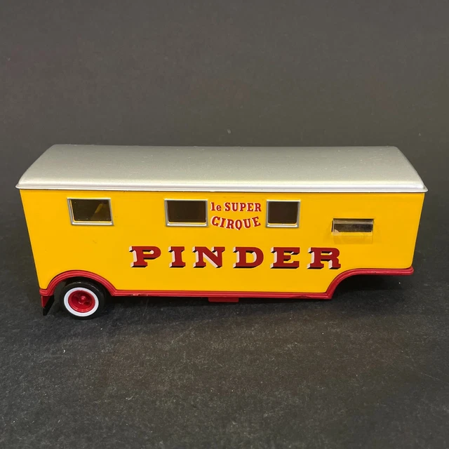 Remorque Transport De Barrieres Cirque Pinder 1/43 Ixo Direkt