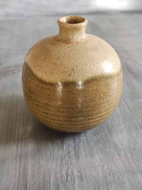 Vase boule en Grès émaillé ancien signé Louis Lourioux, signature ailée aux 2 L,