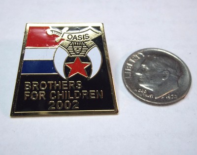 Autel De Collection Broche 2001 Autel Hôpitaux pour Enfants Partisan 