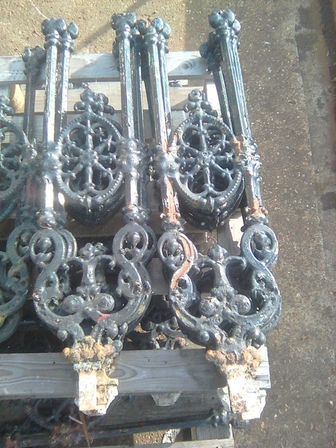 ANTIQUE CAST IRON Railings Stairs Balustrade Balcony Railings £104.68 ...