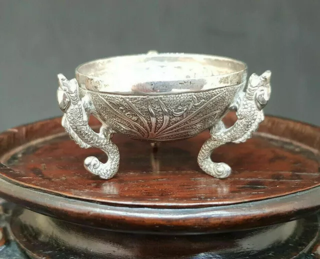 Antique Beautiful Chinese Export Solid Silver Bowl Sea Horse Legs/D084