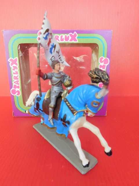 STARLUX / LE Moyen Age : Petit Prince Tenant Un Bouquet De Fleurs EUR 26,00 - FR