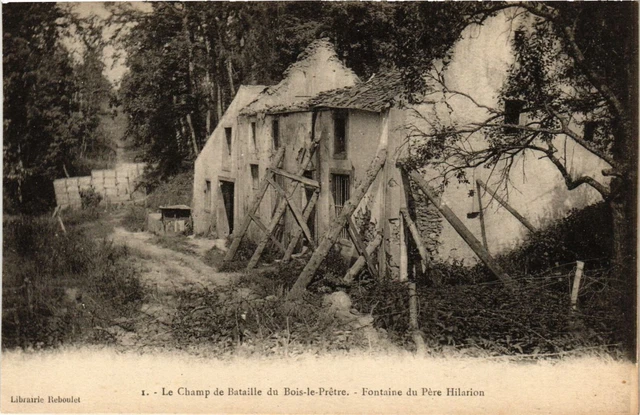 CPA AK Militaire - The Battlefield of Bois-le-Pretre - Fountain (696405)