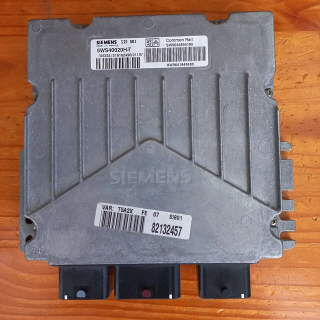 Calculateur Moteur (ECU) Siemens Pour Peugeot 307 2.0 HDI - Référence SID801 / 5WS40020GT - Occasion