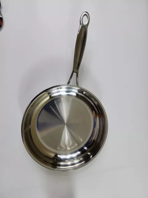 Cuisinart Skillet 8" Stainless Steel Skillet #722-20 Frying/Sauté Pan Cuisinart Skillet 8" Stainless Steel Skillet #722-20 Frying/Sauté Pan