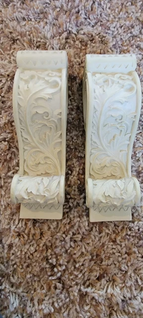 corbels pair