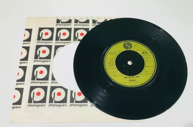Ramones " Swallow My Pride " UK Pressed 7" Single Sire Record Label