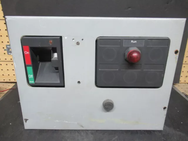 Cutler Hammer Motor Starter Control Bucket Model: 2100 12" Nema Size 1 7 Amp