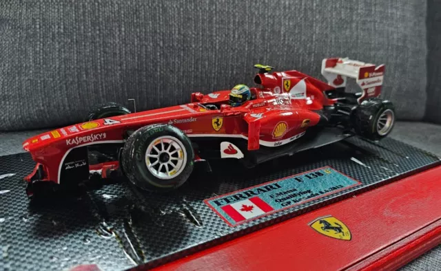 1:18 Ferrari F 138 GP Kanada 2013 Umbau F. Massa Hot Wheels + Showcase