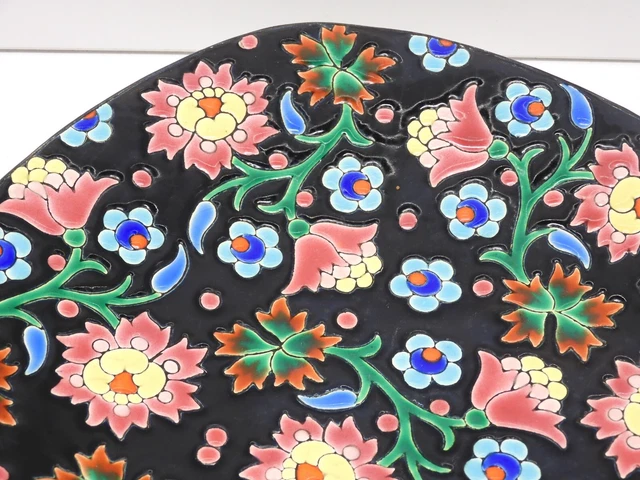 *BELLE ANCIENNE ASSIETTE CERAMIQUE  LONGWY NOIRE FLEURS MULTICOLORES Déco 5670 D 2