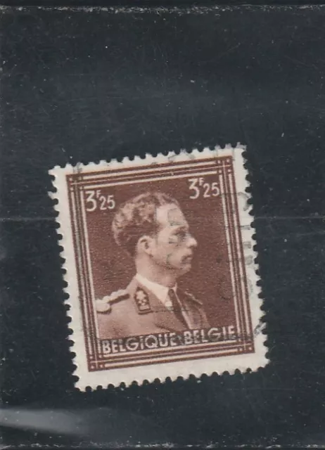 L6163 BELGIQUE timbre Y&T N° 645 de 1943 " Léopold III " Oblitéré