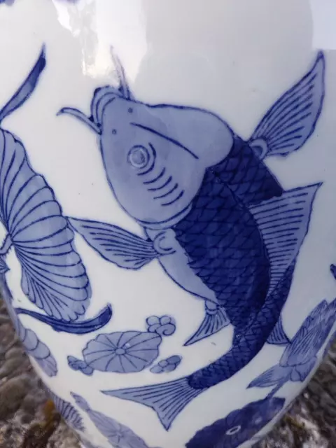 Ancien très grand vase porcelaine de Chine-décor carpe koï-blanc/bleu céladon 2