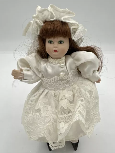 VINTAGE First Communion Girl Or Wedding Bride Poreclain Doll