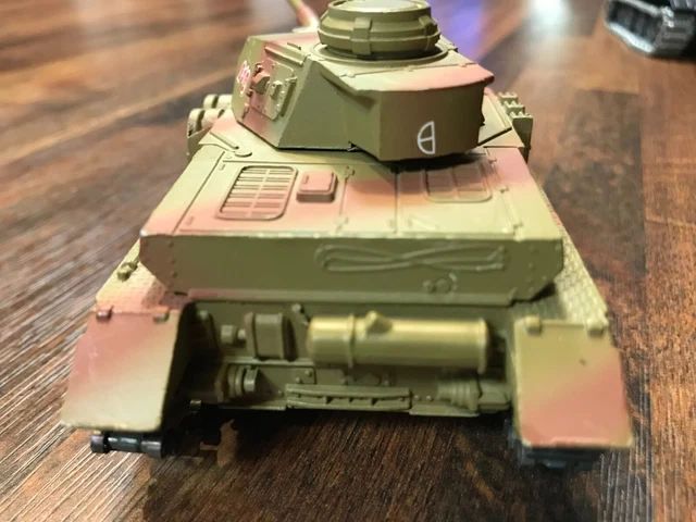 Solido 1/50, Panzer IV sable Afrika Korp de Rommel, Allemand WW2, TBE