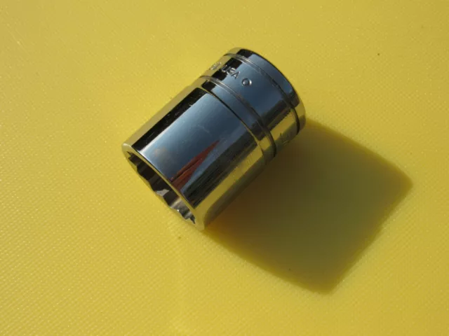 Snap On Sw261  13/16 " 1/2" Drive Sae 12 Point Shallow  Chrome Socket  Free Ship