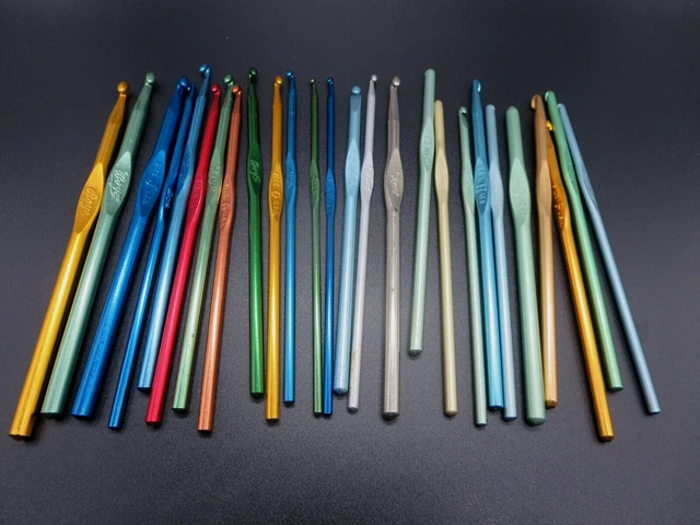 Lot of Vintage Crochet Hooks Susan Bates, Boye, GEM Lot of Vintage Crochet Hooks Susan Bates, Boye, GEM
