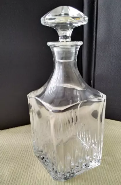 Carafe à whisky en cristal