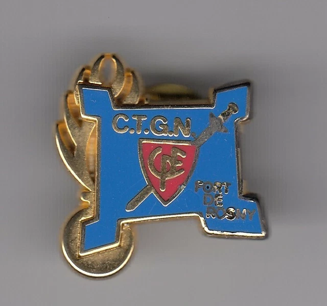 RARE PINS PIN'S .. SPORT TIR SHOOTING ARME GUN CHASSE TV RADIO PRESSE