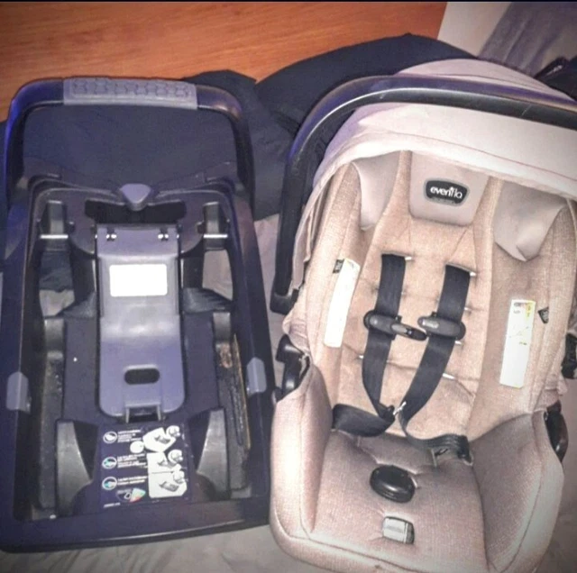 Unisex- Even Flo Car Seat with Snap In Base For Car (Used& good cond!)