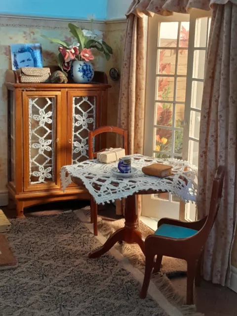 Dolls house Dining Room Furniture 1940s Style Cabinet Table Chairs