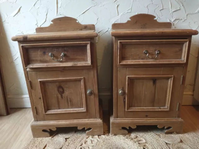 Vintage Pair of Rustic Pine Country Bedside Cabinets  Solid Wood Antique Style
