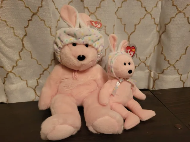 TY Beanie Baby & Buddy Set (Ty Store Internet Exclusive 2005) – Bonnet the Bunny