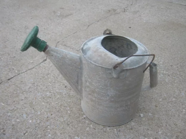 Vintage Primitive  Galvanized Watering Can Gardening can