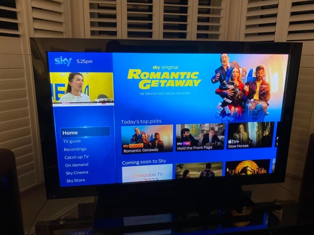 Pioneer Kuro KRP-600A 60"1080p HD Plasma Television-Piano Black superb condition