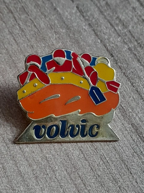 Lot 10 pin's publicitaires anciens vintage collection rétro