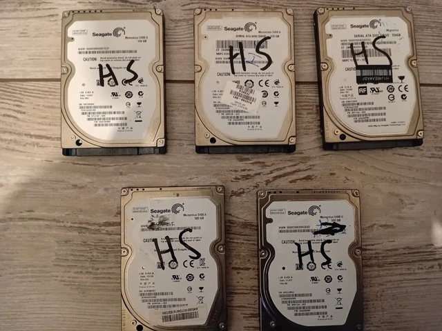 Lot De 4 Disques Durs Hitachi 2.5" 20GB Modèle DK23DA-20F - Pour Pièces Détachées / Ne Fonctionne Pas