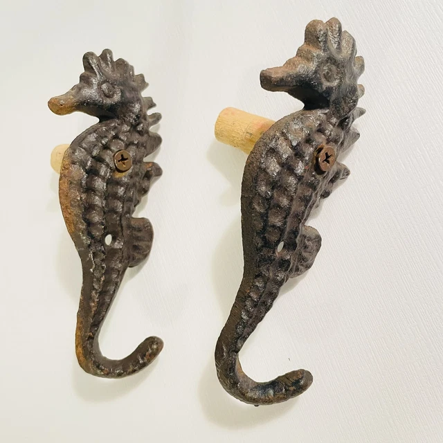 Pair of 2 Seahorse Cast Iron Metal Wall Hanging Hooks Coastal Beach Key Bathroom