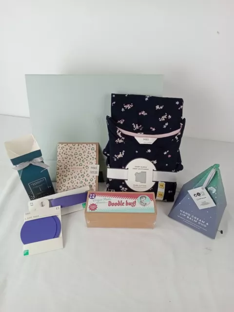 M&S Women Beauty Gift Box Short Sleeve Pyjama Bath&Body Collection Party Game F2