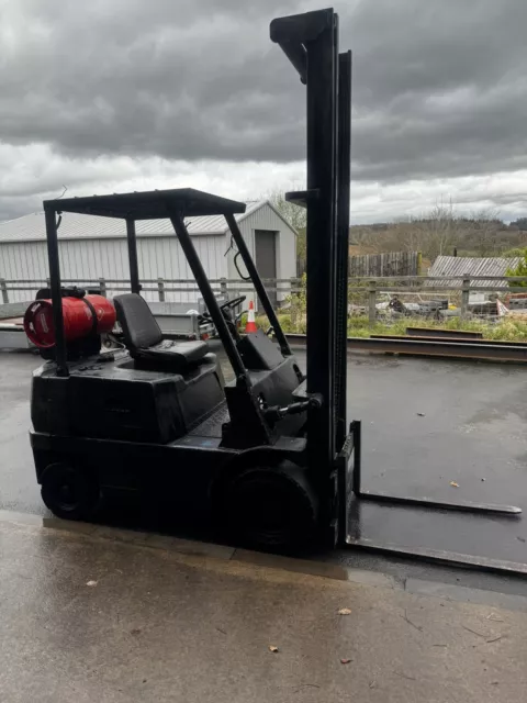 Mitsubishi Forklift - For Spares or Repair