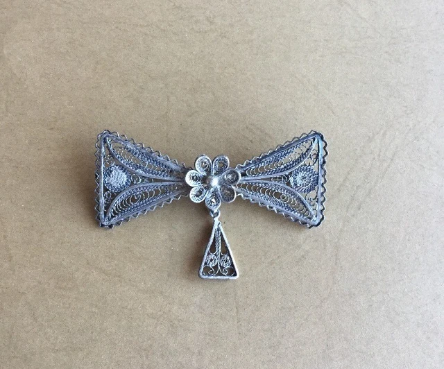 Broche Ancienne En Argent Poinçonné
