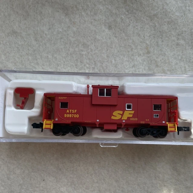 ATLAS N Scale EV Caboose Santa Fe Merger Car No. 999700