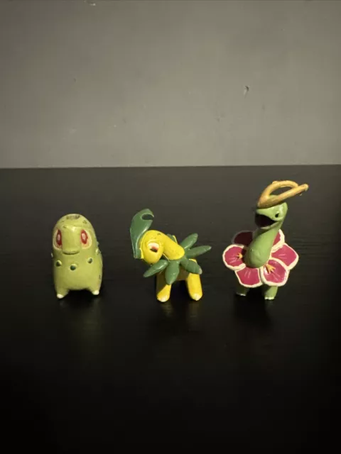 1999 ORIGNAL 2" POKEMON C.G.T.S.J TOMY CHICORITA EVOLUTION FIGURES NINTENDO Rare