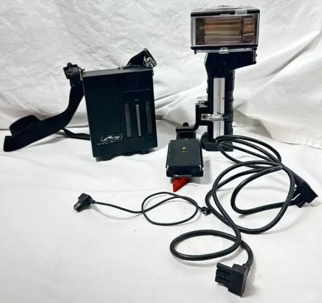 Metz Mecablitz 60 CT-4 portable camera flash light vintage set* untested * g4