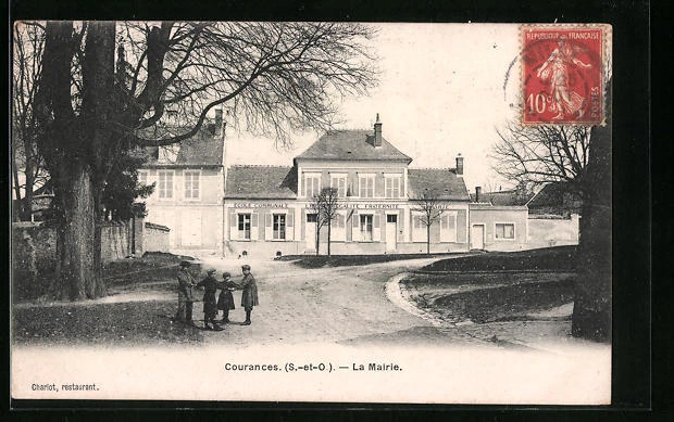CPA Courances, La Mairie