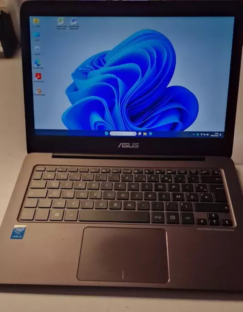 Ordinateur ultra portable Asus ZenBook UX305FA - Disque SSD