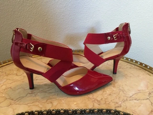 Liz claiborne hotsell keegan pumps
