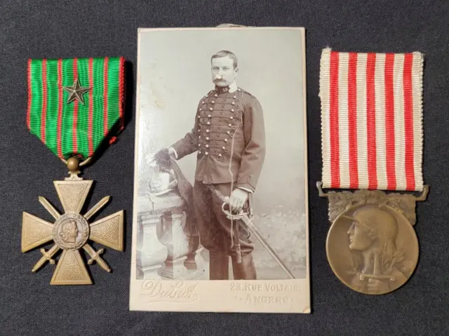 WW1 Original set French Medals War Cross 1914-1918 Battles 25th Dragons Regiment