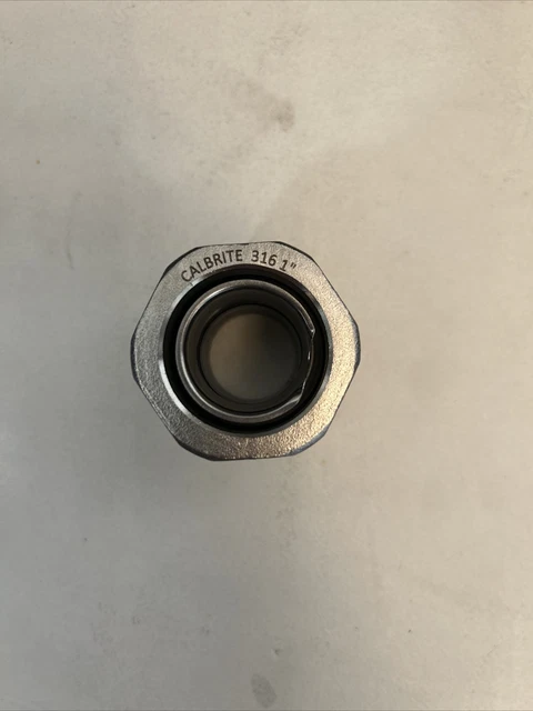1” Calbrite SS Straight Liquid Tight Connector