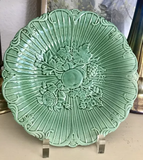 Antik Keramik Majolika Teller Zierteller Schale hell grün MP lI Schild gemarkt