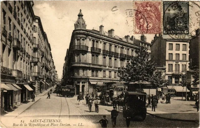 CPA St-ÉTIENNE Rue de la Republique et Place Dorian (401004)