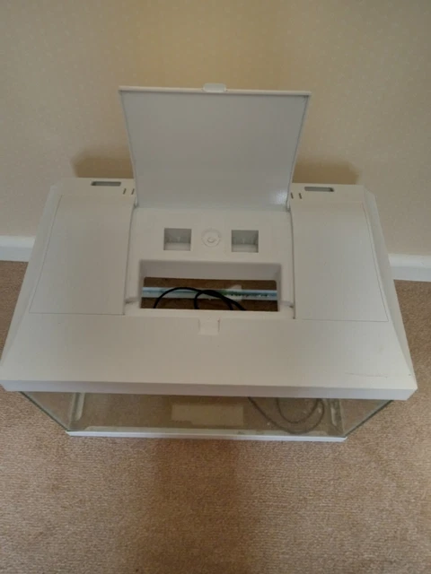Fish Tank, Small starter tank with light, heater and filter/pump 2