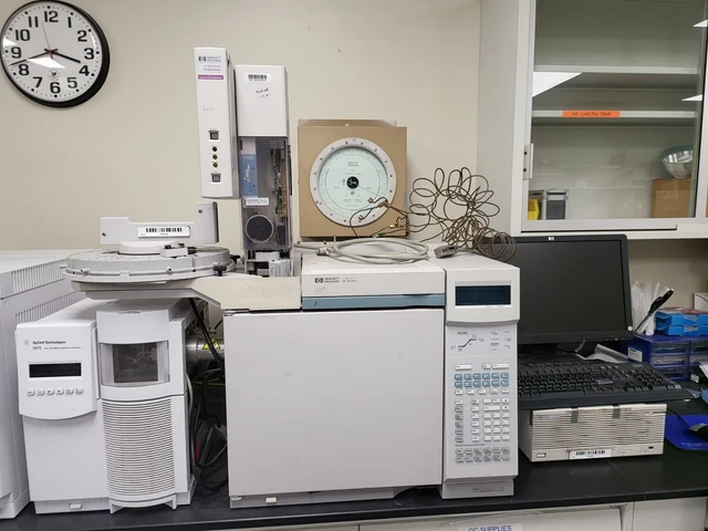 Agilent 6890 Series GC Gas Chromatography System
