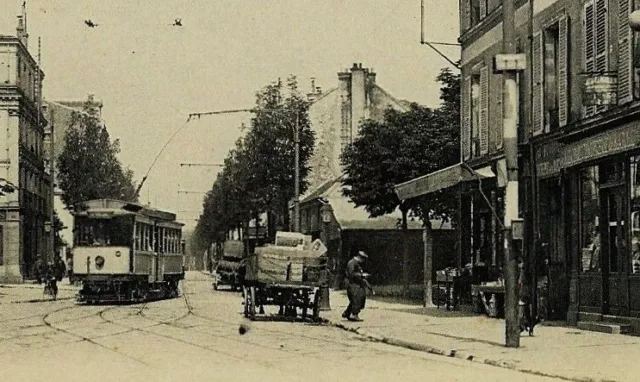 Trolley Street Car Coiffeur Hairdresser Joinville-Le-Pont Rue de Paris