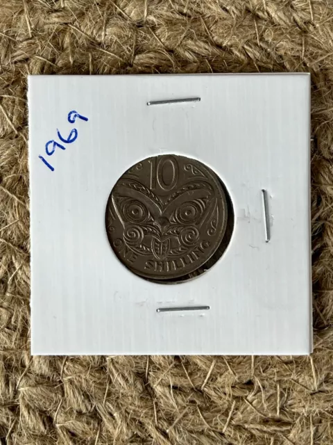 🟠1969 New Zealand One Shilling Coin Māori Rafter Patterns Queen Elizabeth Ii🟠