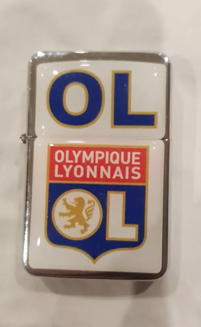 RARE briquet à essence de l' OL / Olympique Lyonnais En métal Édition limitée